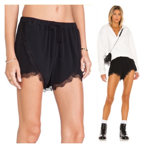 lovers friends young romance shorts